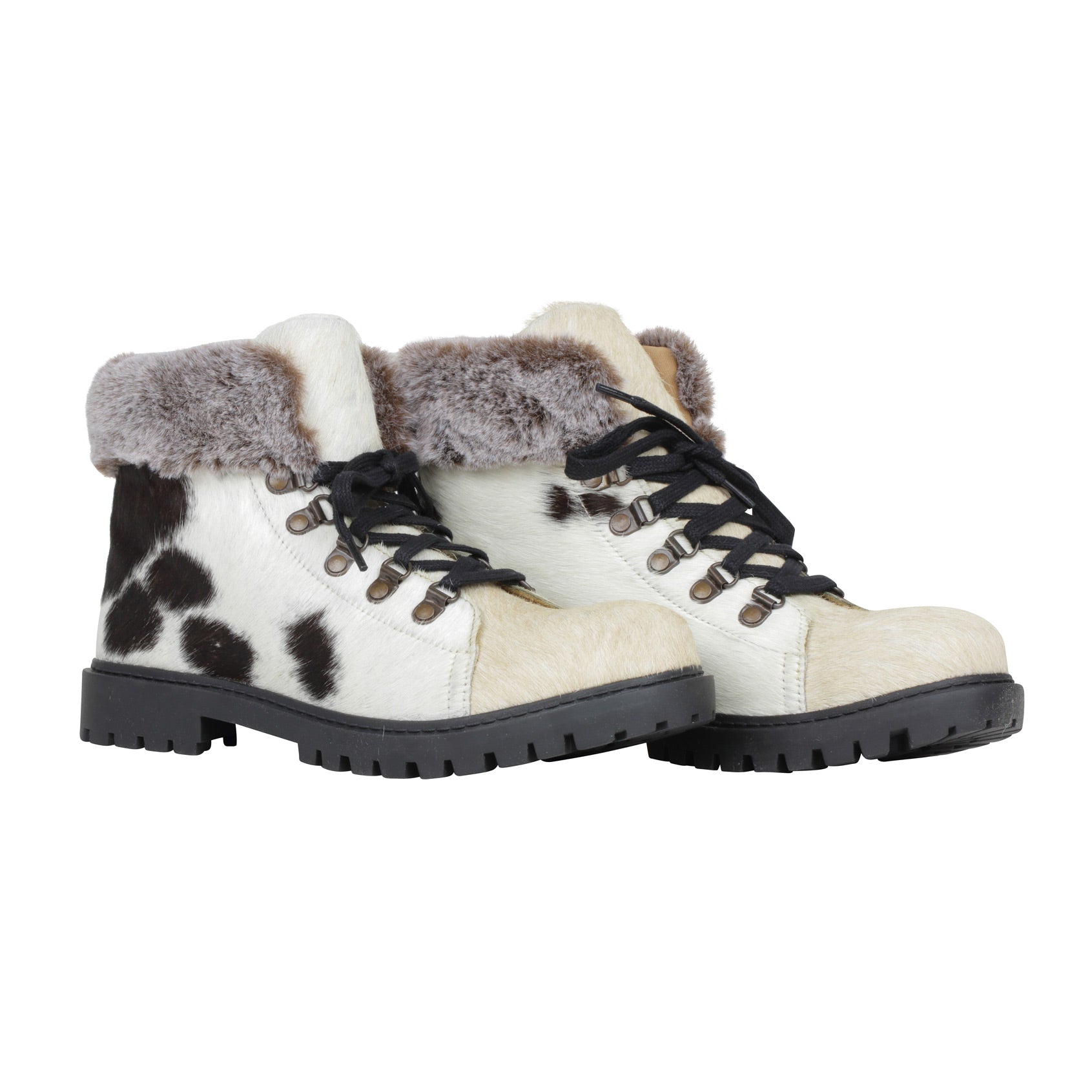Turbulent Boots