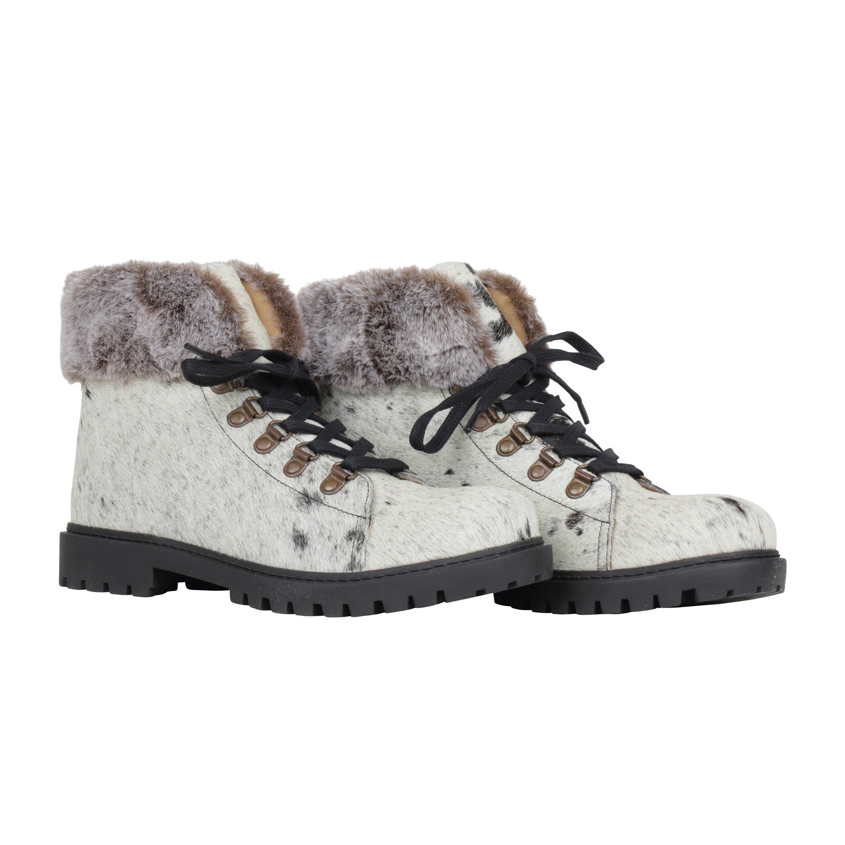 Turbulent Boots