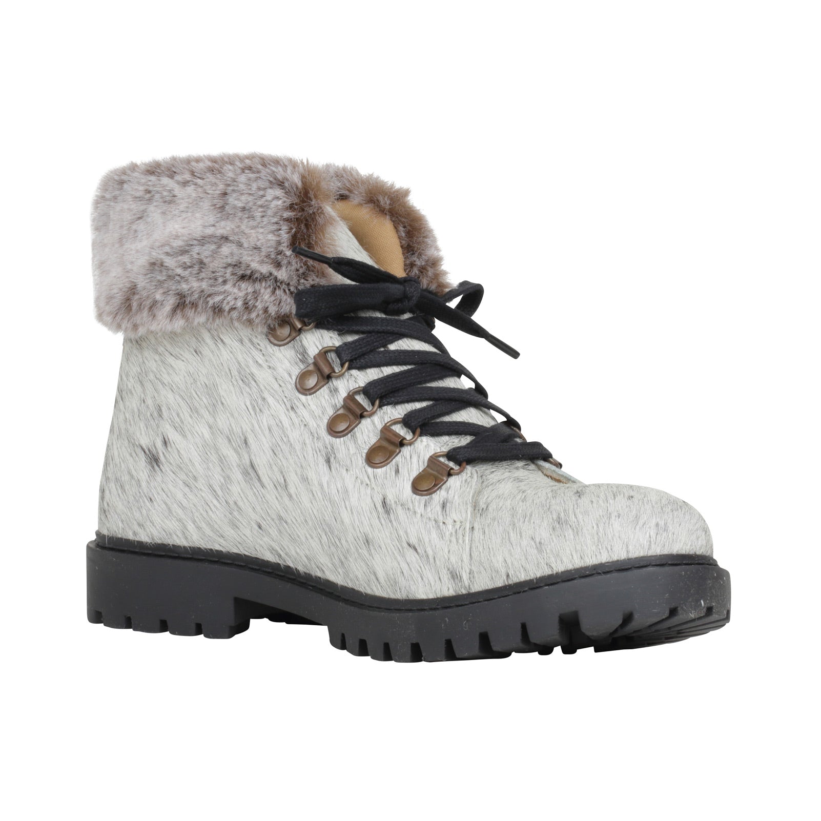 Turbulent Boots