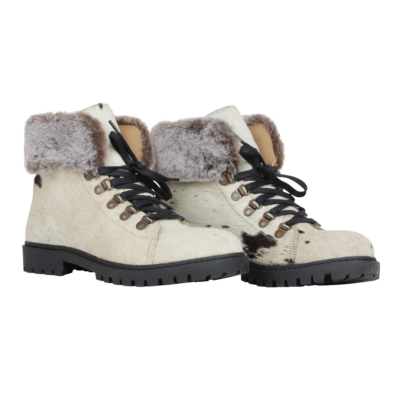 Turbulent Boots