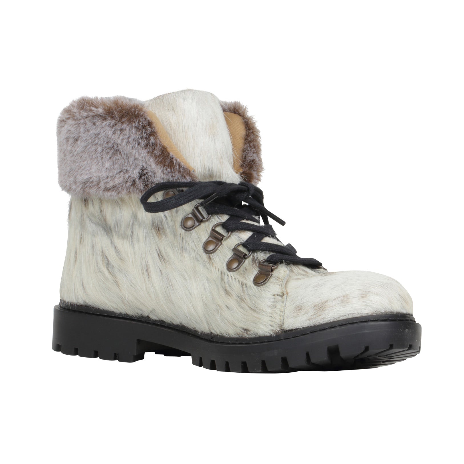 Turbulent Boots