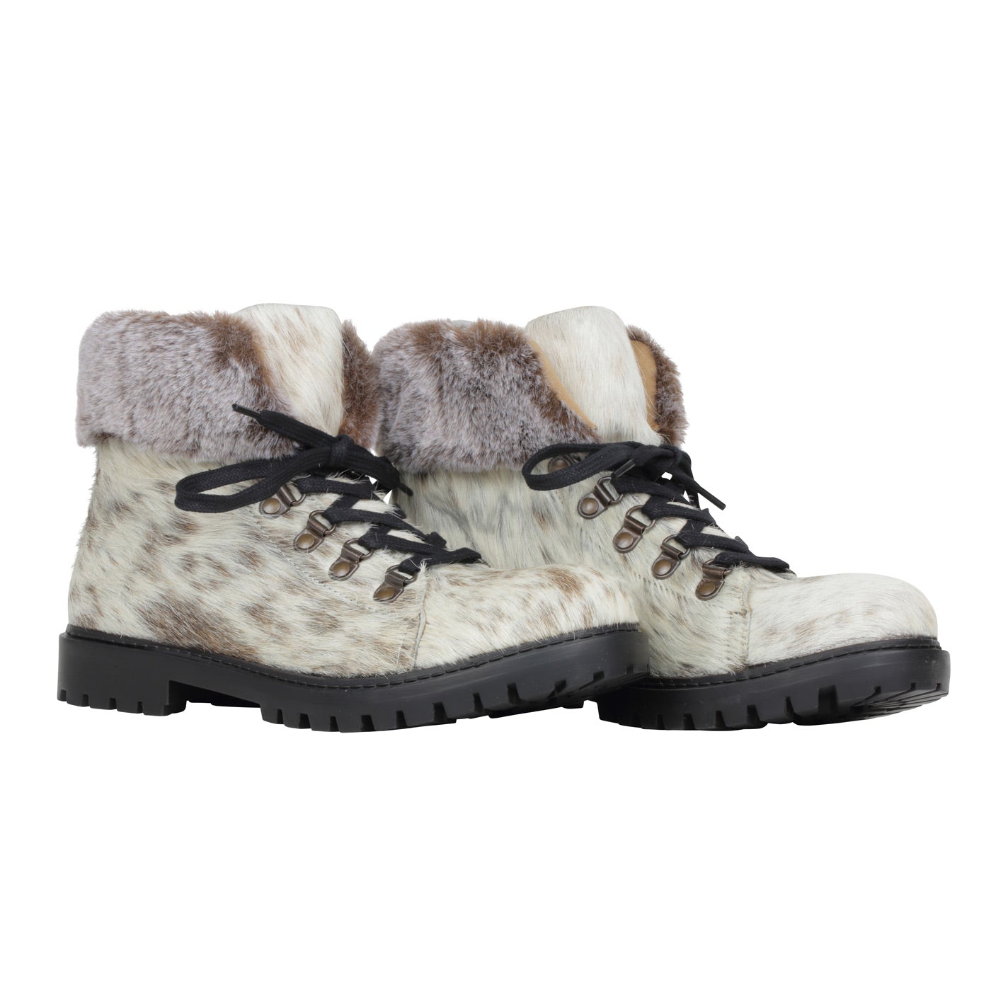 Turbulent Boots