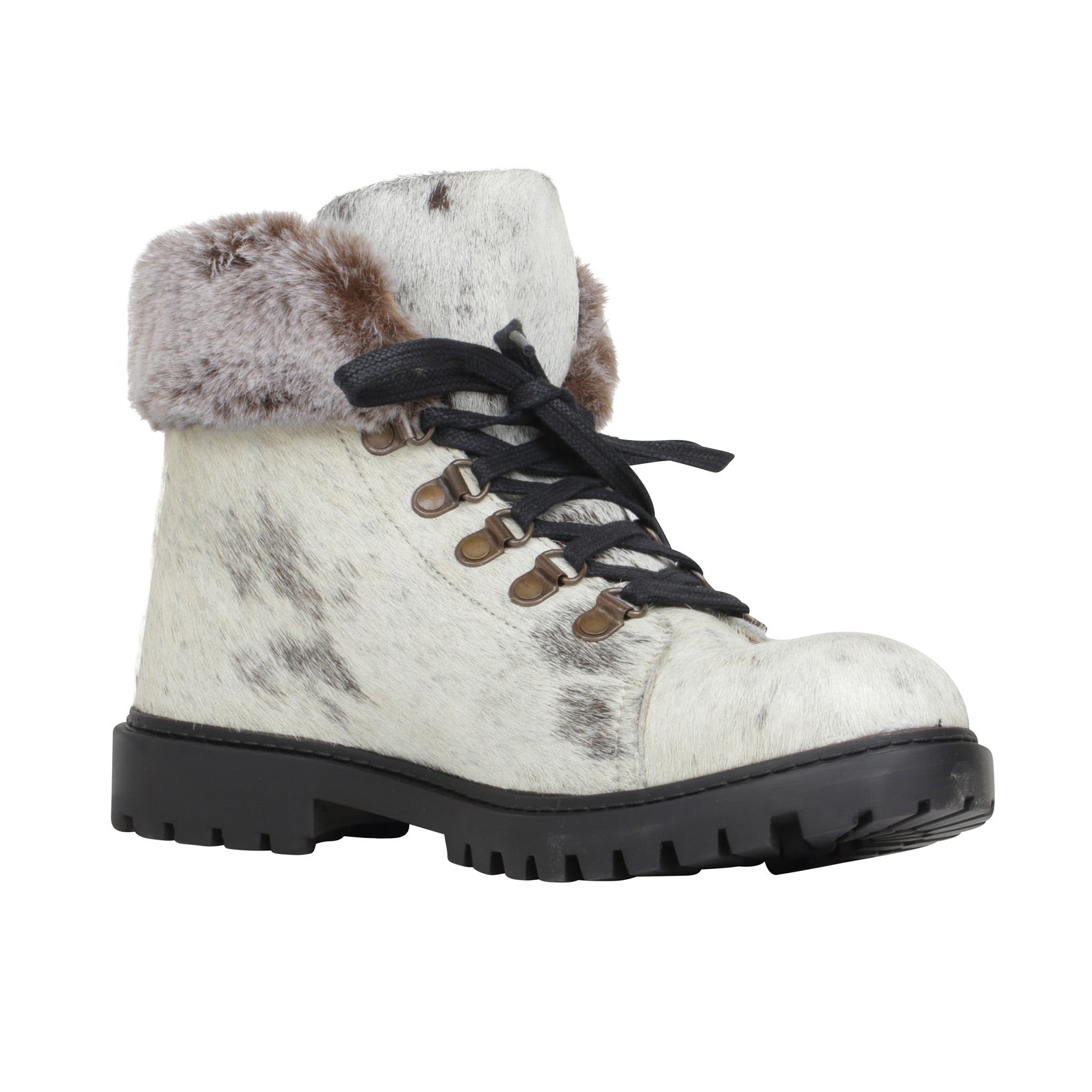 Turbulent Boots