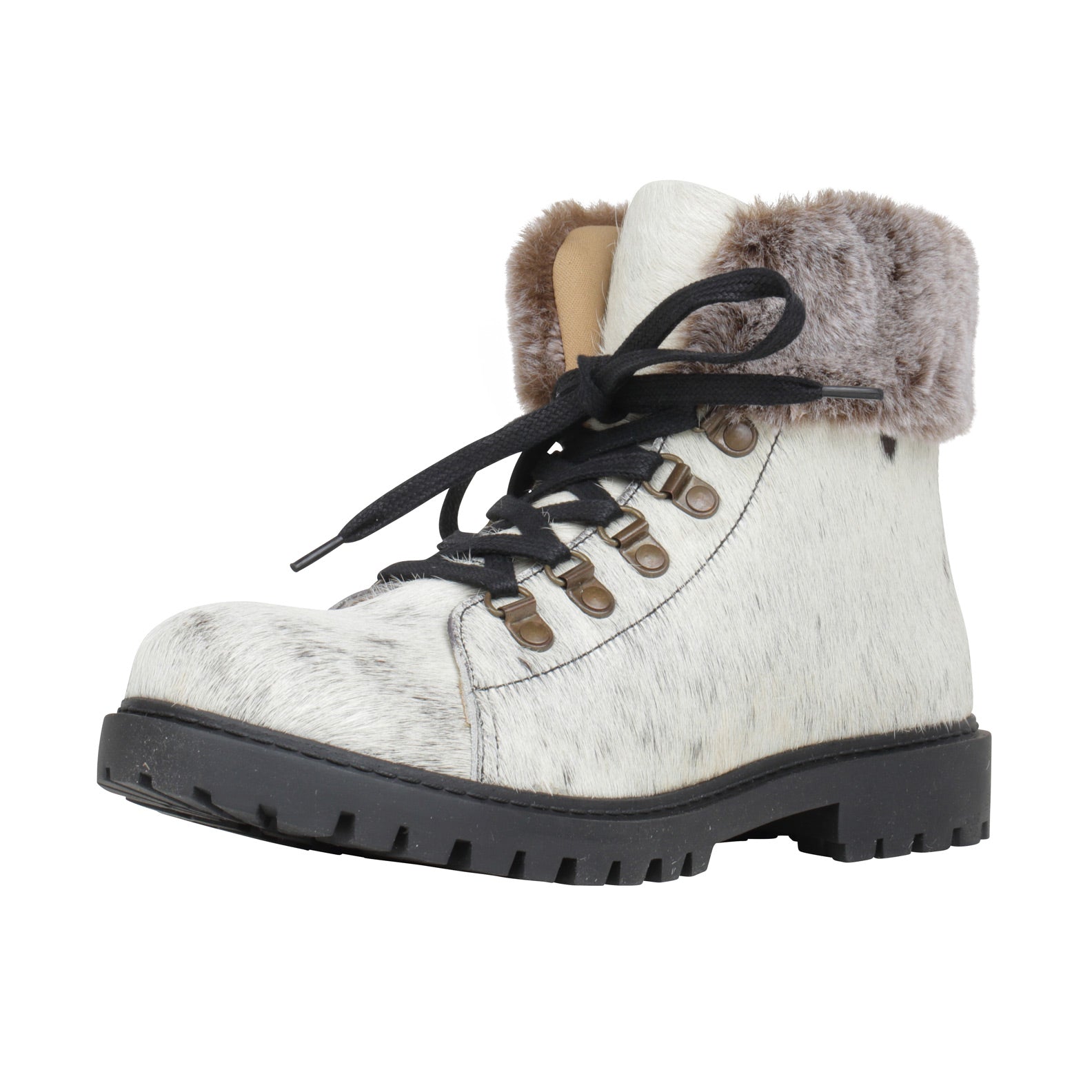 Turbulent Boots