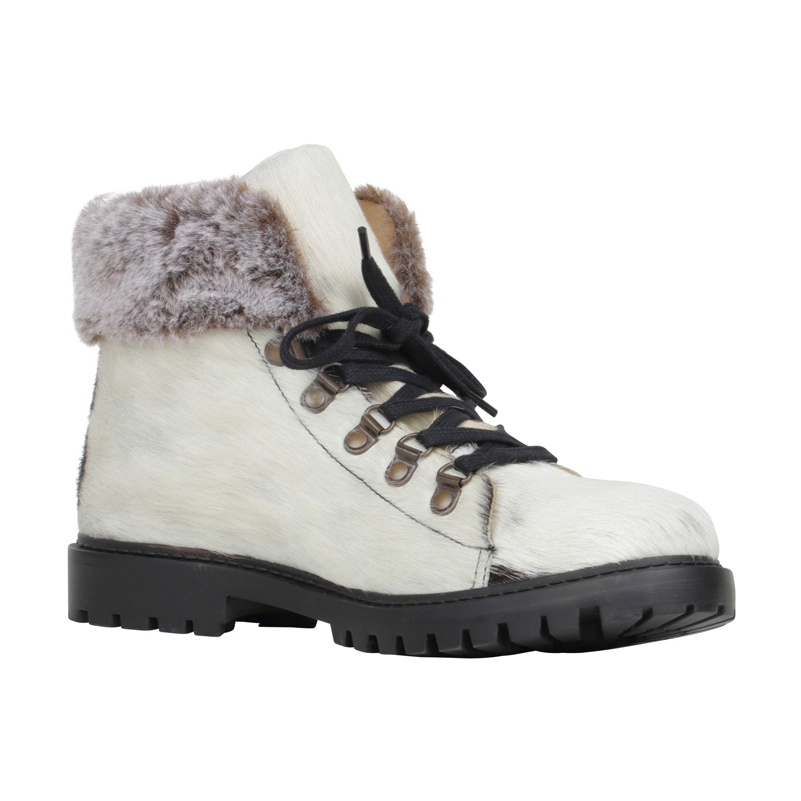 Turbulent Boots