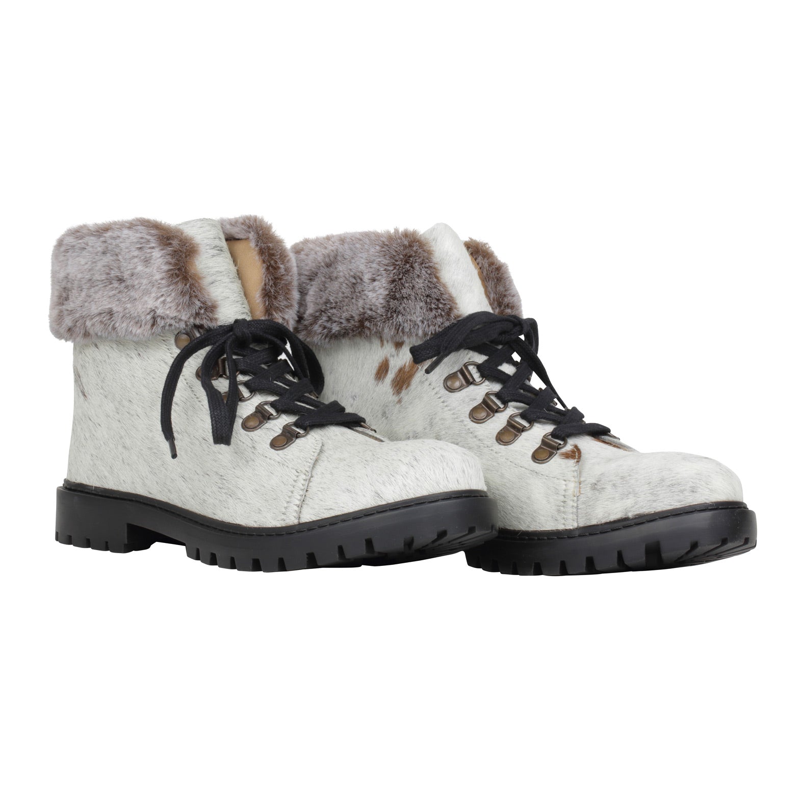 Turbulent Boots