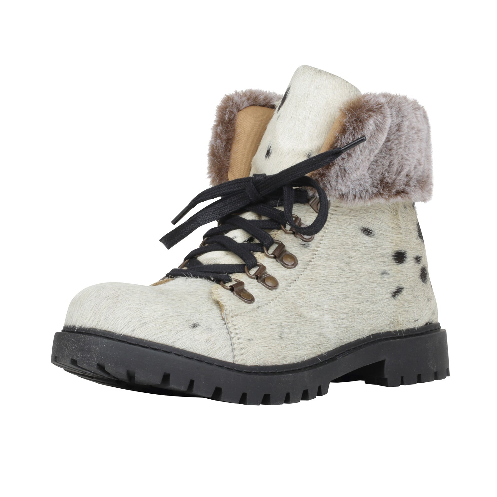 Turbulent Boots