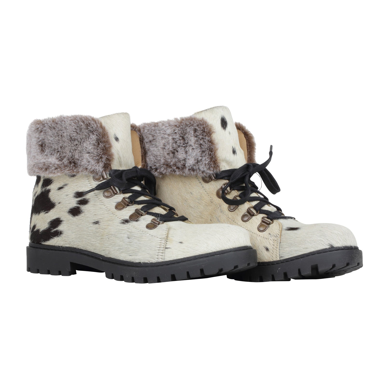 Turbulent Boots
