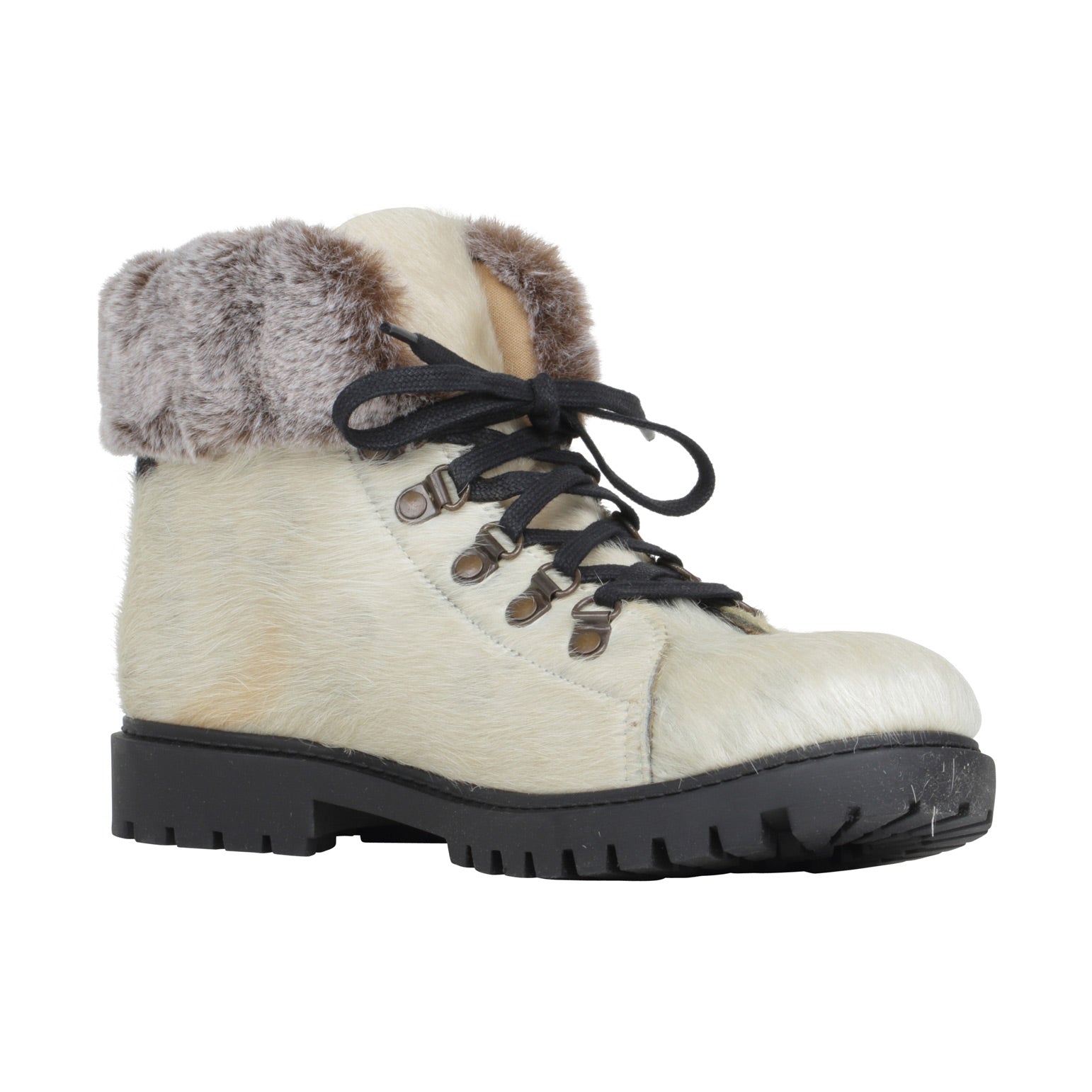 Turbulent Boots
