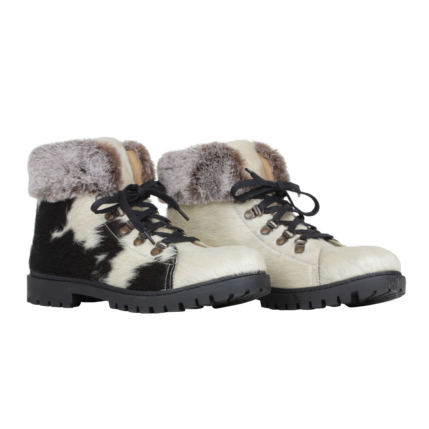 Turbulent Boots