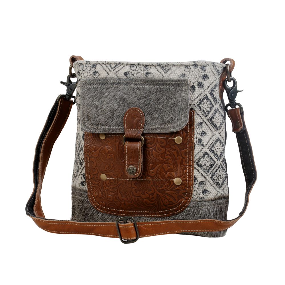 Perfect Mania Shoulder Bag