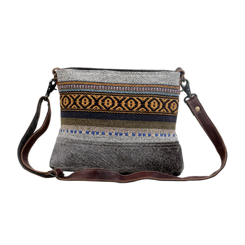 Nuanced Small & Crossbody Bag