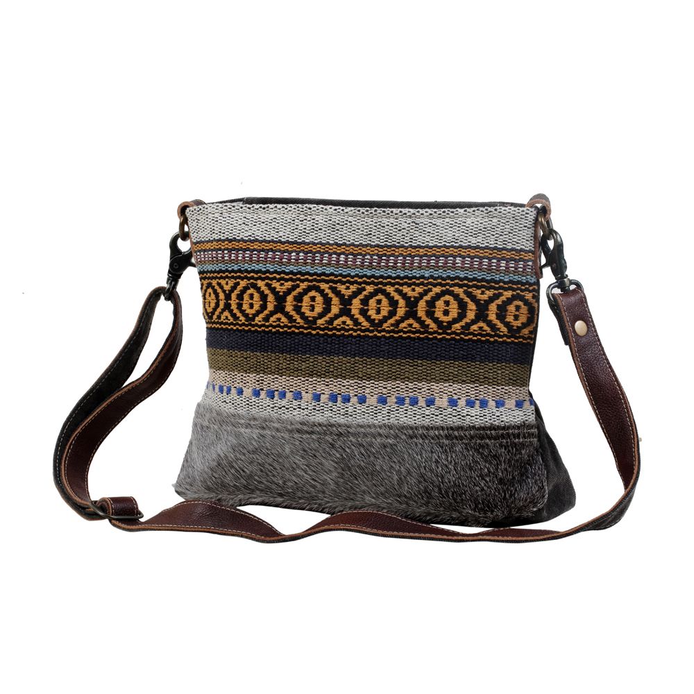 Nuanced Small & Crossbody Bag