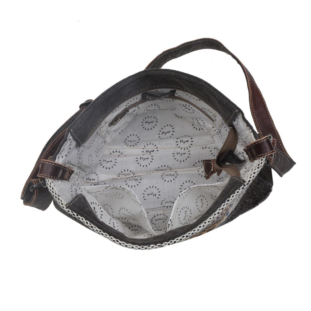 Nuanced Small & Crossbody Bag
