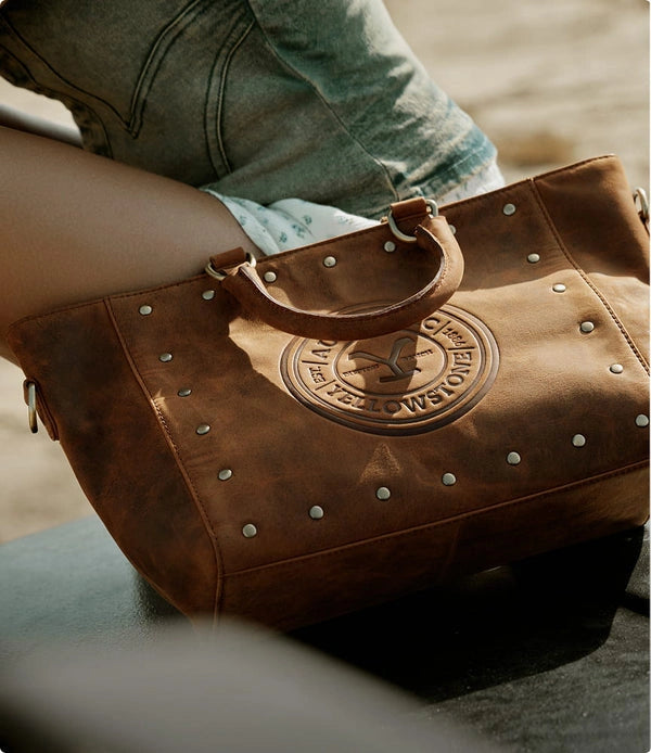 <strong>YELLOWSTONE</strong>