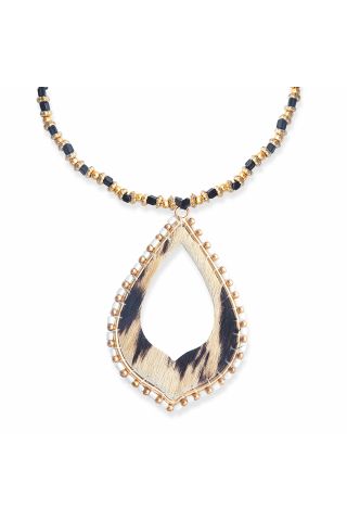 De La Artesia Necklace