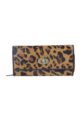 Genteel Leopard Print Wallet