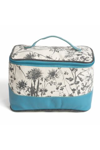 Mesa Fields Toiletries Bag