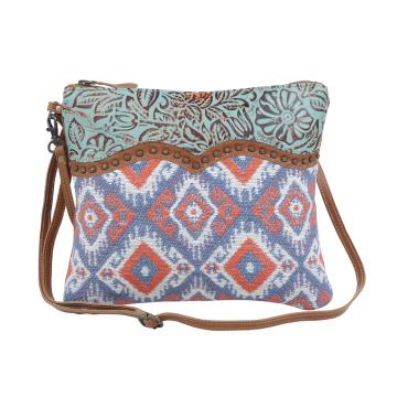 Innsaei Small & Crossbody bag