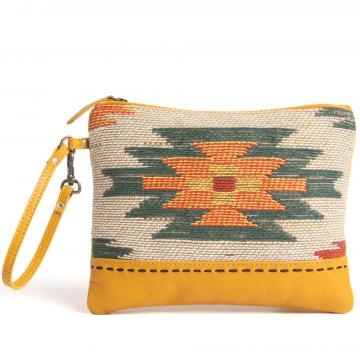 Tierra Fuerte Pouch